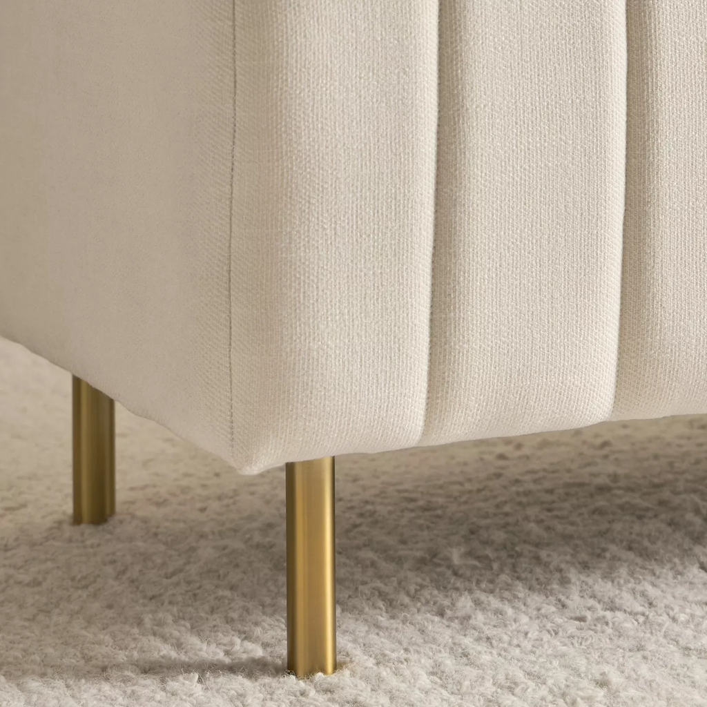 Modern Upholstered Bench.