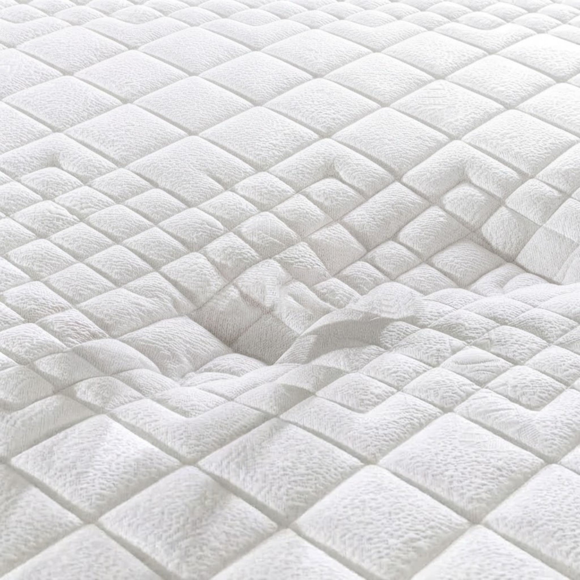 A close-up view of the Compressed Roll-Wrapped Pocket Spring Mattress detailing the delivery and recovery process, showcasing the vacuum-sealed layer and the premium material quality.