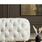 Elegant Chesterfield-Style Tufted Bench
