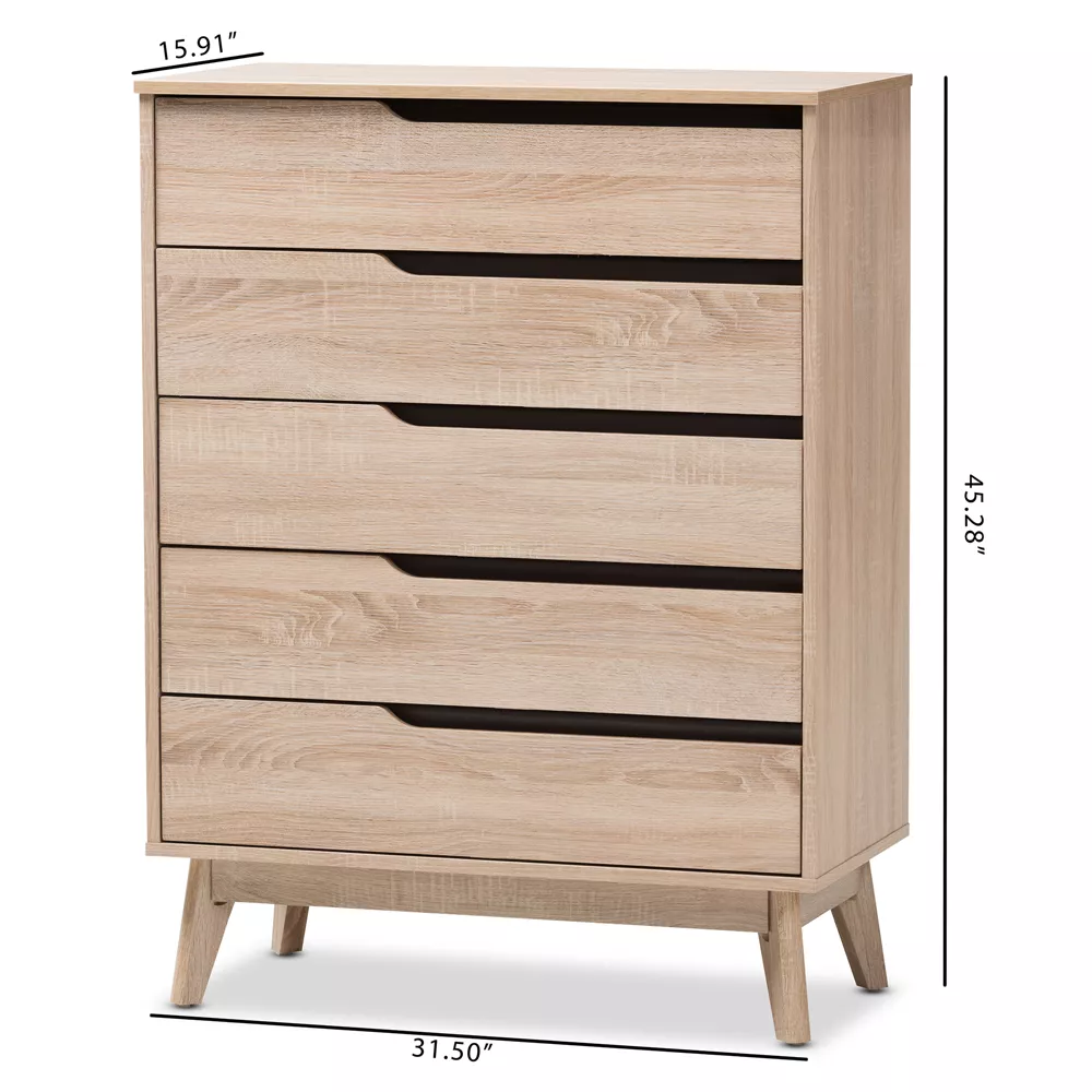 Scandinavian 5-Drawer Chest in Oak Finish
