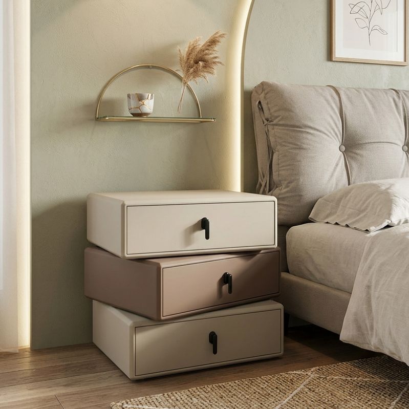 Layer Oly Cube Bedside Table