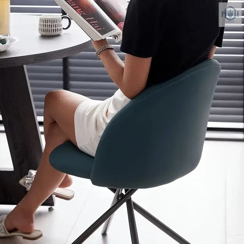 Simple And Minimalist Office Chair Made With Leather