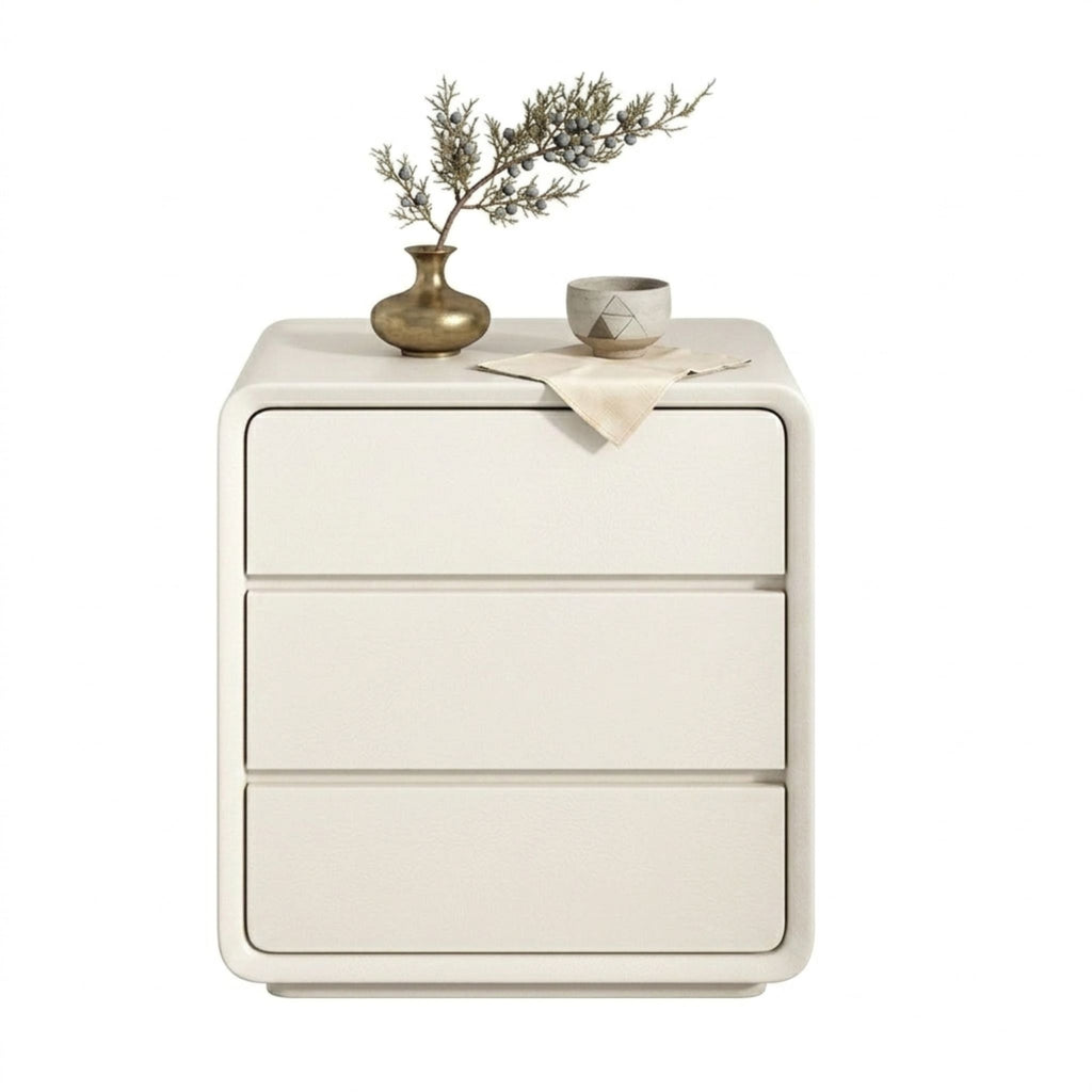 Modul Curve Italian modern 3-drawer nightstand with rounded edges on a clean white background